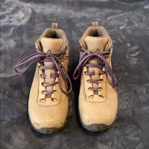 Hiking boots size 10